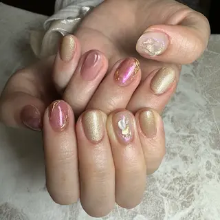 ネイル 里見 麗のネイルデザイン