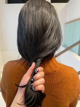 ミディアム カラー ヘアアレンジ アイブロウ ミニボブ/ブリーチ 🌈MISATOのヘアスタイル