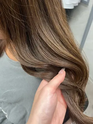 ロング カラー なんば/個室サロン タナカヒナ🌼のヘアスタイル
