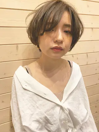 ショート カラー 安達 俊亮のヘアスタイル