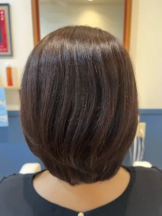 ミディアム 芦原 愛弓のヘアスタイル