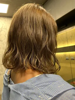 ミディアム カラー ハイトーンカラー🩵 耳ツボジュエリー👂のその他イメージ