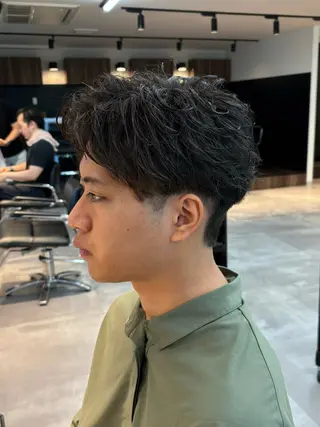 メンズ 保立/フェザーパーマ /メンズカット千葉のヘアスタイル