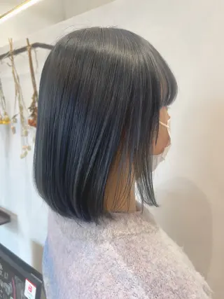 ショート あらいしほ /ダブルカラーのヘアスタイル