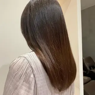 ロング カラー ヘアアレンジ 高井瑠華🌼 ストカールカット特化のヘアスタイル