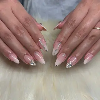 ネイル Bianca浦和🍀 suminaのネイルデザイン