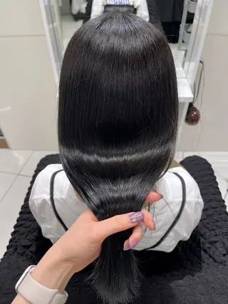 sena⌇ベージュ⌇ ブリーチなしWカラーのヘアスタイル