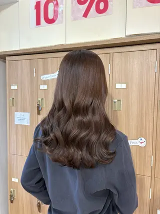 ロング 金山／森心乃　カット ブリーチモデル募集中のヘアスタイル