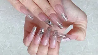 ロング チ まるこのネイルデザイン