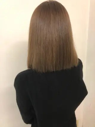 ミディアム 美髪矯正・レイヤー 倉友哉のヘアスタイル