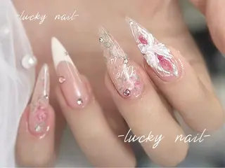 ネイル lucky nail 歌舞伎町のネイルデザイン