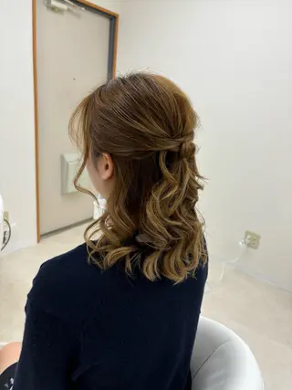 ミディアム ヘアアレンジ hair set / 渡辺未来🦋のヘアスタイル