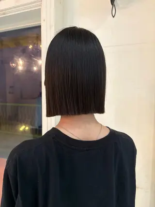 ミディアム ミディアムレイヤー/ 艶カラーNorikaのヘアスタイル