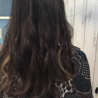 ロング カラー embrace エンブレイスのヘアスタイル