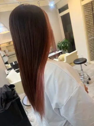 カラー MAEDA YUKIのヘアスタイル