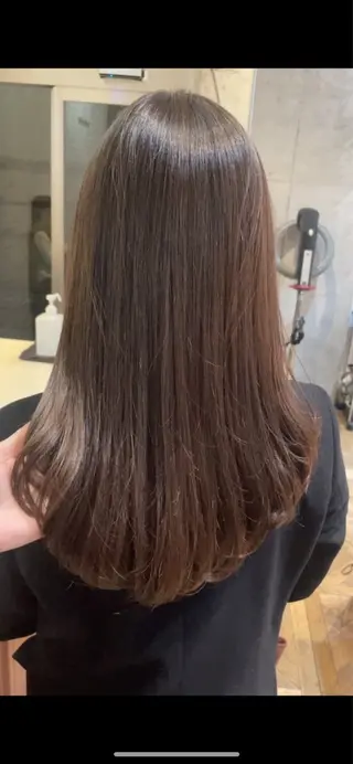 ロング パーマ ご新規様限定 透明感カラーKANAのヘアスタイル