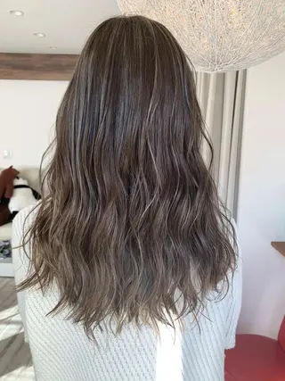 ロング yoshihara yuukiのヘアスタイル