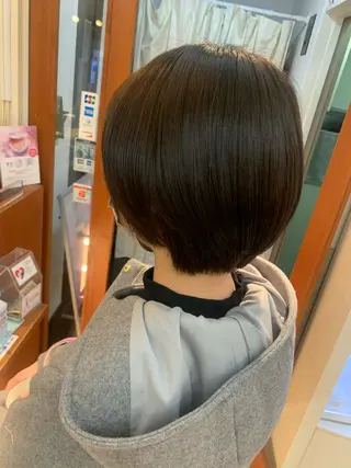 ショート カラー 縮毛矯正・透明感 カラー💙acoのヘアスタイル