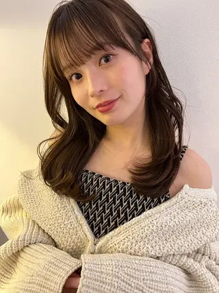 セミロング カラー SOYON 🤍CHIZU🤍.のヘアスタイル