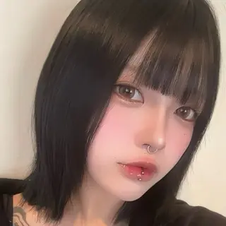 ミディアム ウルフカット/ ハッシュカット/山路のヘアスタイル