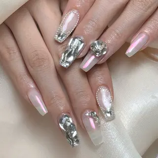 ネイル Maggie Nail🦩のネイルデザイン
