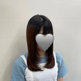 セミロング 手塚 凜のヘアスタイル