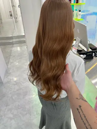 ロング カラー トレンドレイヤー No.1/KOHEIのヘアスタイル