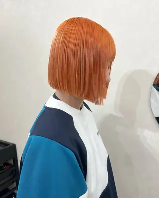 ミディアム カラー 長山 茉白のヘアスタイル