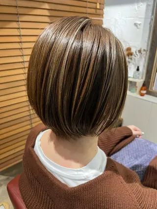 ショート カラー 代表　土屋ヒロユキ ショートカットのヘアスタイル
