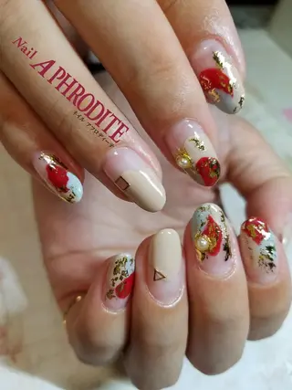 ネイル Nail  Aphroditeのネイルデザイン
