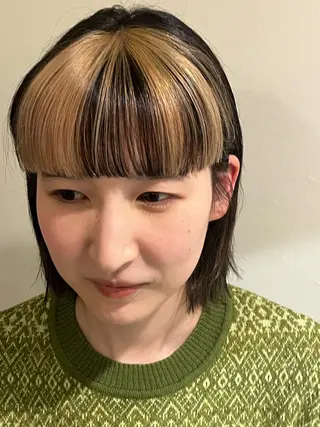 ショート カラー 🦮shiori アイドルオタク🦮のヘアスタイル