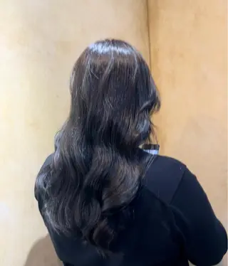 カラー ともざねゆか UniQ/岡山駅のヘアスタイル