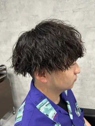 ショート パーマ メンズ ユウ🪄 パーマ指名No1のヘアスタイル