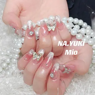 ネイル 🦋 Queenieのネイルデザイン