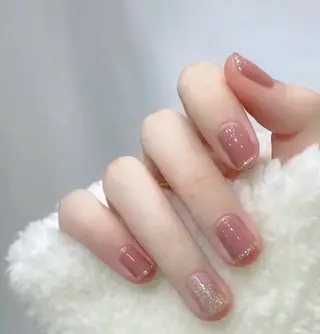 ネイル 高木 維麗絲のネイルデザイン