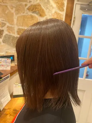 ミディアム 秋澤 楓のヘアスタイル