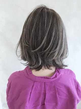 ショート カラー MOU namba ムウナンバのヘアスタイル