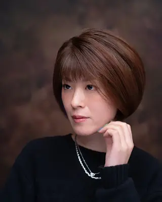 ショート カラー 松尾 泰伸のヘアスタイル