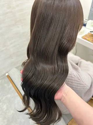 セミロング カラー ヘアアレンジ 髪質改善&艶感カラー 🪄岡井美結のヘアスタイル
