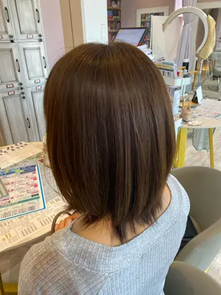 ミディアム かまだ しおりのヘアスタイル