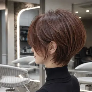 ショート 《髪質改善✖️レイヤ ー🩶》ナオヤのヘアスタイル