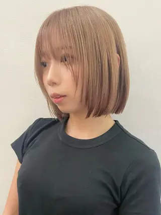 ショート ミルクティーベージュ レイヤー/あげは🎀のヘアスタイル