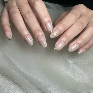 ネイル 里見 麗のネイルデザイン