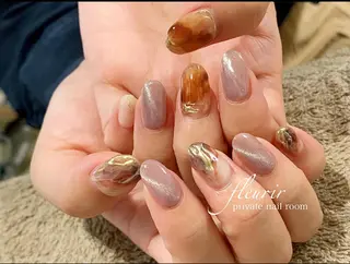 ネイル フルリール 【プライベートサロンのネイルデザイン