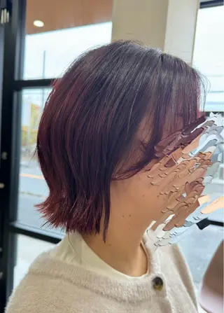 ショート カラー 坂田 優子のヘアスタイル