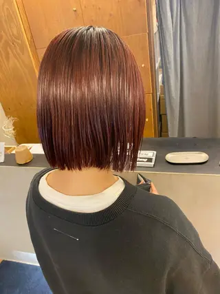 ミディアム デザインカラー/ボブ ブリーチカラー/ユリのヘアスタイル