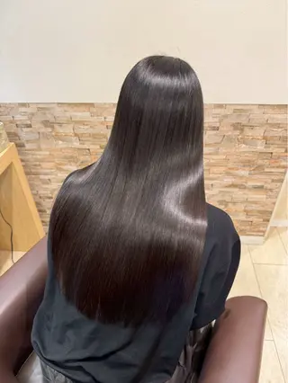 ロング 秋野 睦実のヘアスタイル