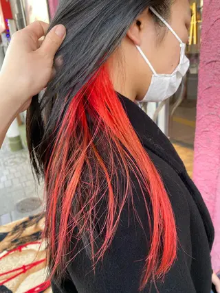 ロング カラー デザインカラー✨新倉 佑奈のヘアスタイル