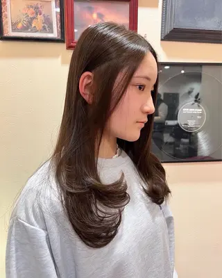 ロング カラー 韓国スタイル🫧 サーシャのヘアスタイル