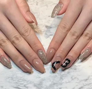 ネイル brodia nails m_riのネイルデザイン